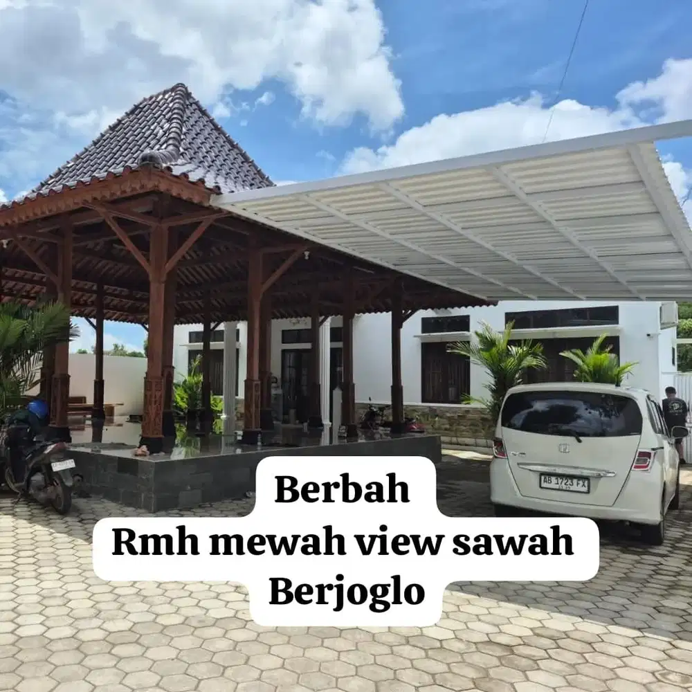 Rumah mewah luas sangat nyaman dan strategis sendang tirto berbah