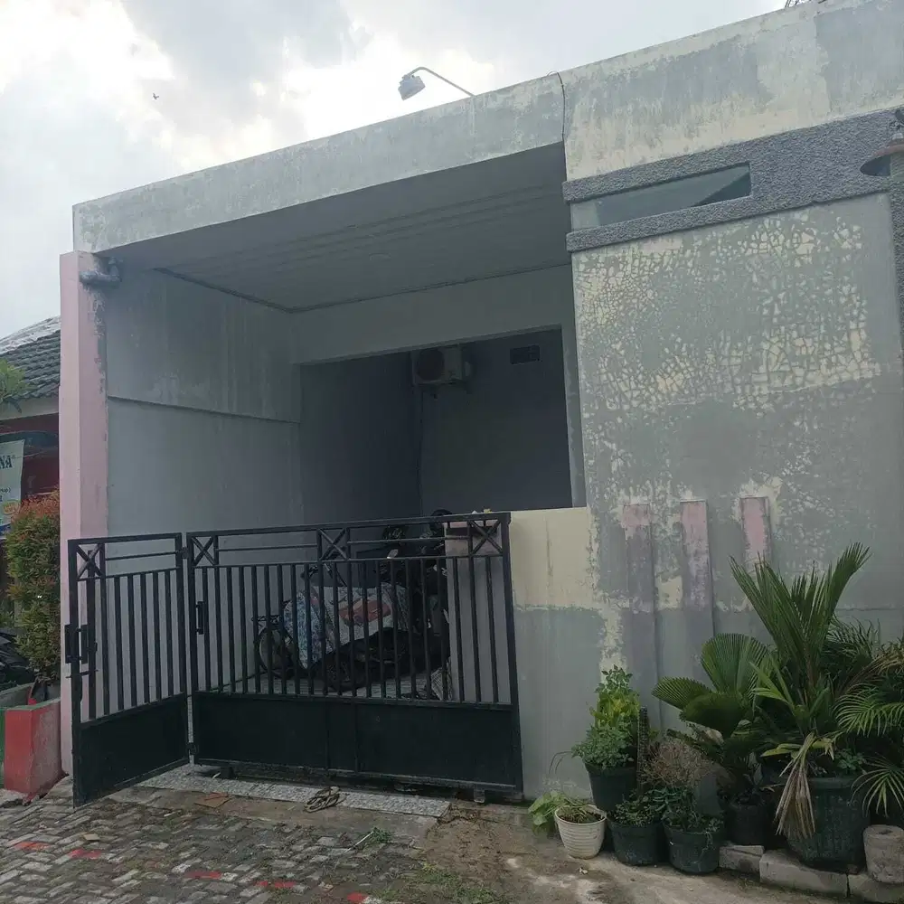 Rumah hadap Timur di Griya Buana Bangetayu, Genuk, Semarang