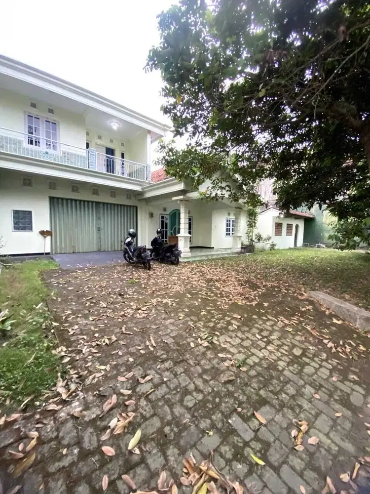 RUMAH TANAH LUAS DAN STRATEGIS BANGET DI PINGGIR JALAN RAYA BERBAH