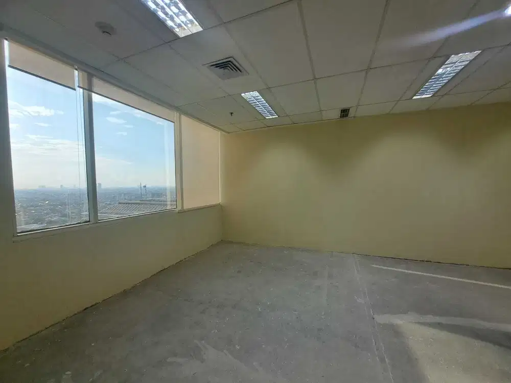 Sewa Kantor 150 m2 di Wisma 76 Slipi Kondisi Msh Bare, Bebas Overtime