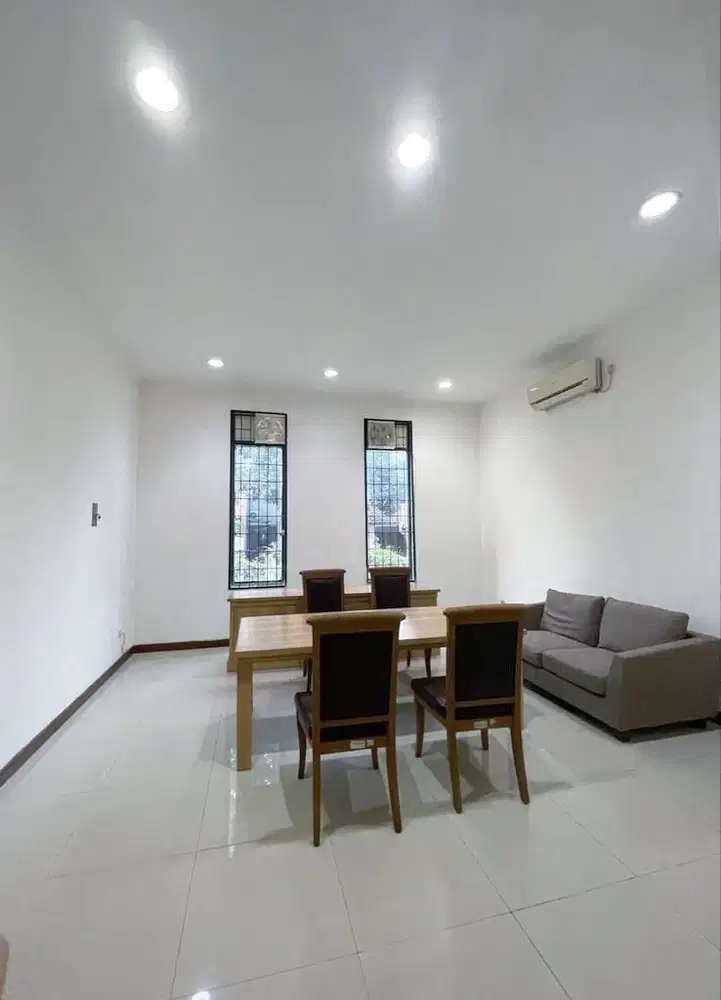 Disewakan Ruko di Pondok Indah