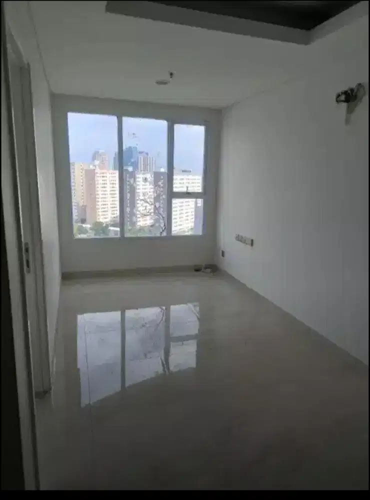 Di sewakan Apartemen Avenue 3 BR kosongan