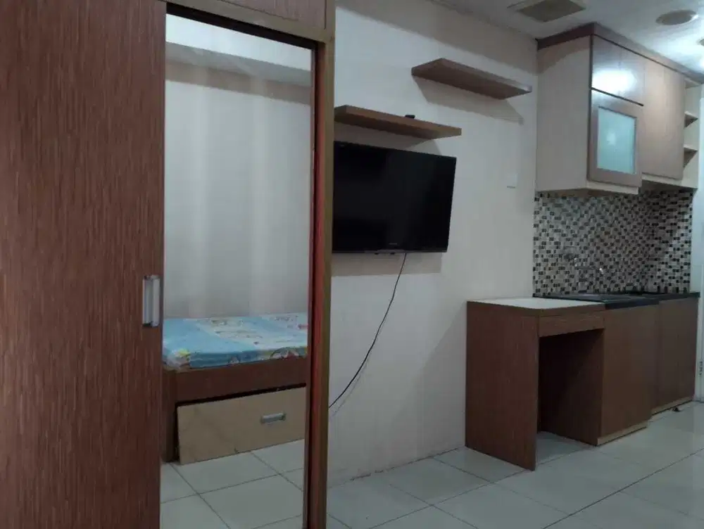 Di sewakan apartemen green lake Sunter tipe studio furnish