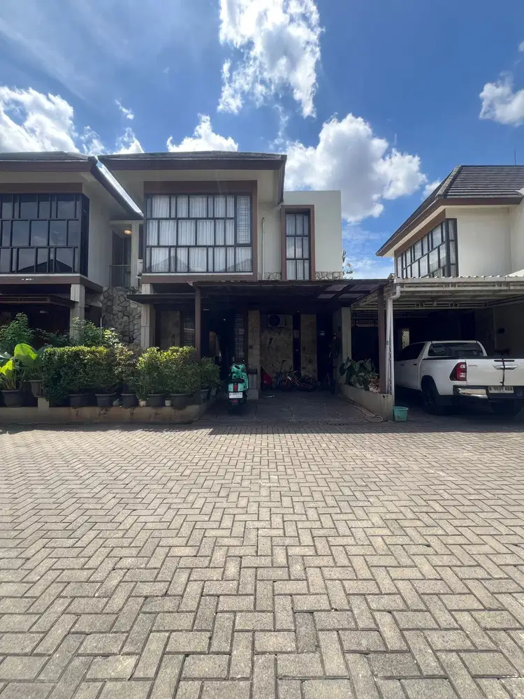 Dijual Rumah Second Di Cluster Jatibening 7 menit ke Lrt Cikunir