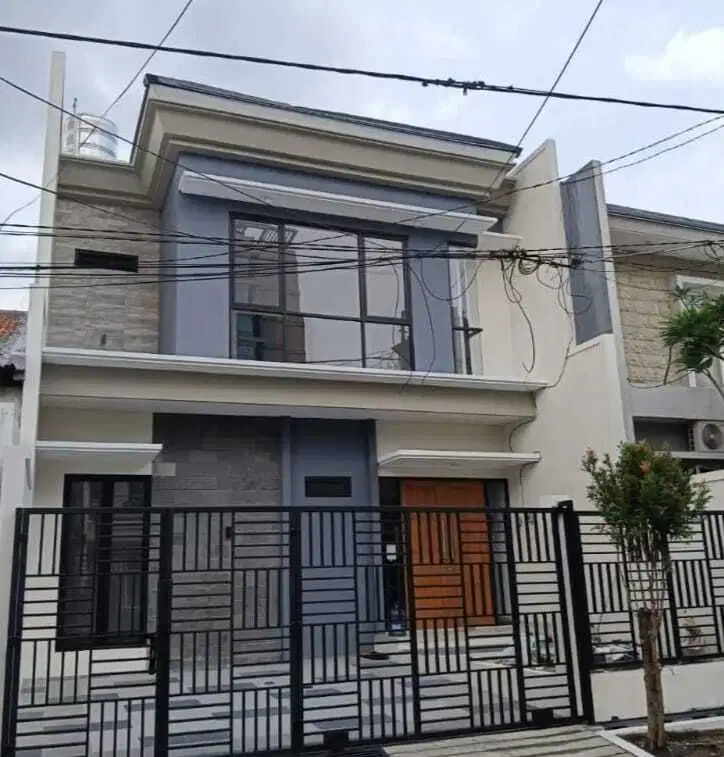 RUMAH BARU MANYAR REJO DEKAT GALAXI MALL UNAIR ITS ITAT UNTAG UNITOMO