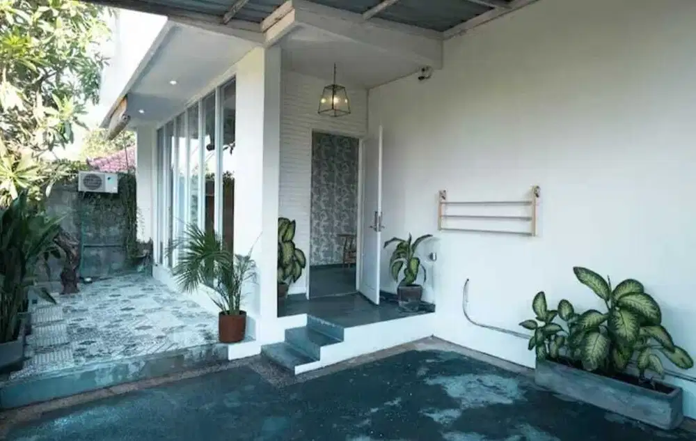 Dijual villa otilla minimalis dan full furnished di seminyak
