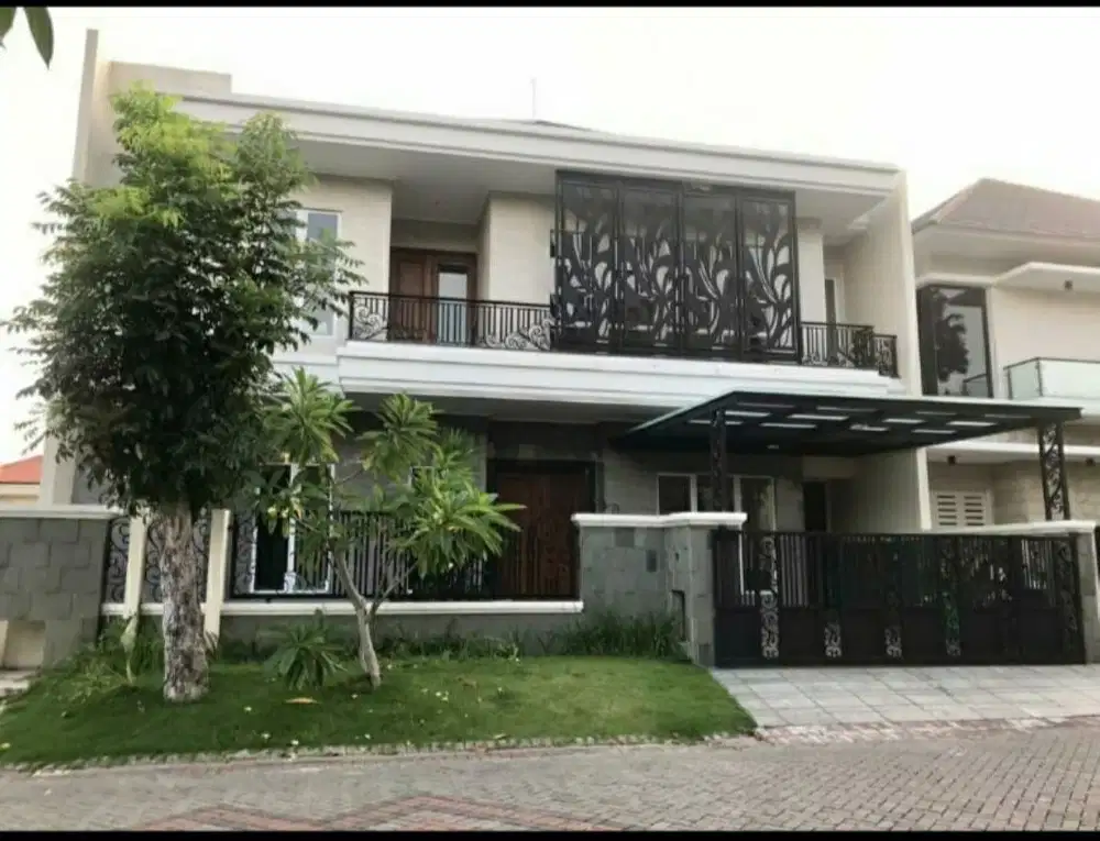 Rumah Mewah Dijual Graha Family Surabaya Barat