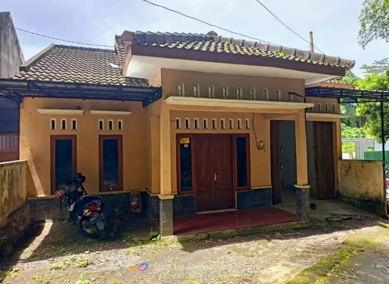 Disewakan rumah di sekitar kampus uty 1