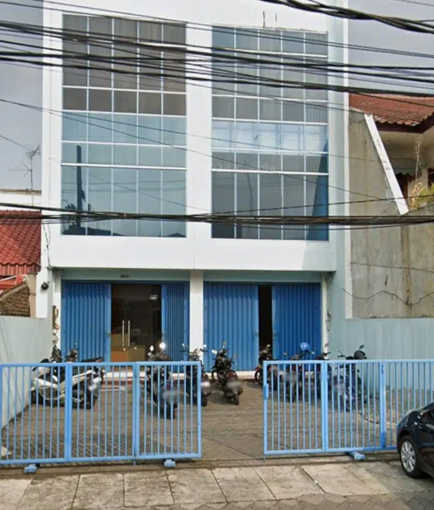 Di sewakan Ruko Simpang Darmo permai selatan surabaya  barat