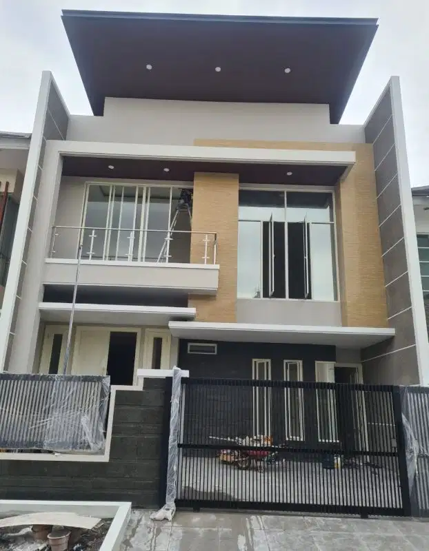 RUMAH BARU GRESS  CITRALAND SURABAYA