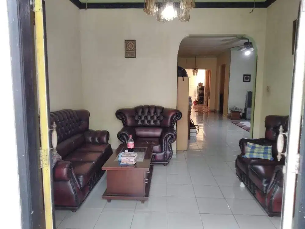 Rumah 1 Lantai, Pinggir Jl Raya Cilangkap Cipayung Jakarta Timur.