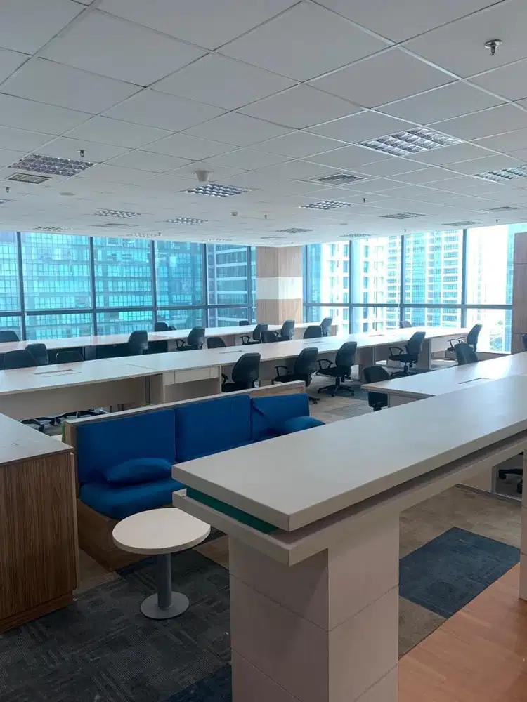 DISEWAKAN OFFICE FULLY FURNISHED DI MENARA 165 TB SIMATUPANG