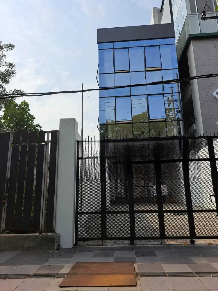 Komersial Area Walikota Mustajab, BANGUNAN 4 Lantai, New Gressa