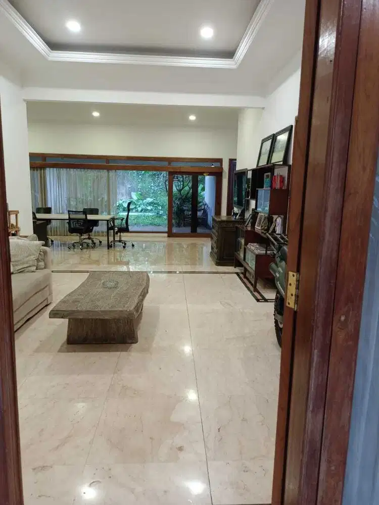 Rumah Mewah 1 Lantai di Kemang Ampera, Luas 831m + Kolam Renang