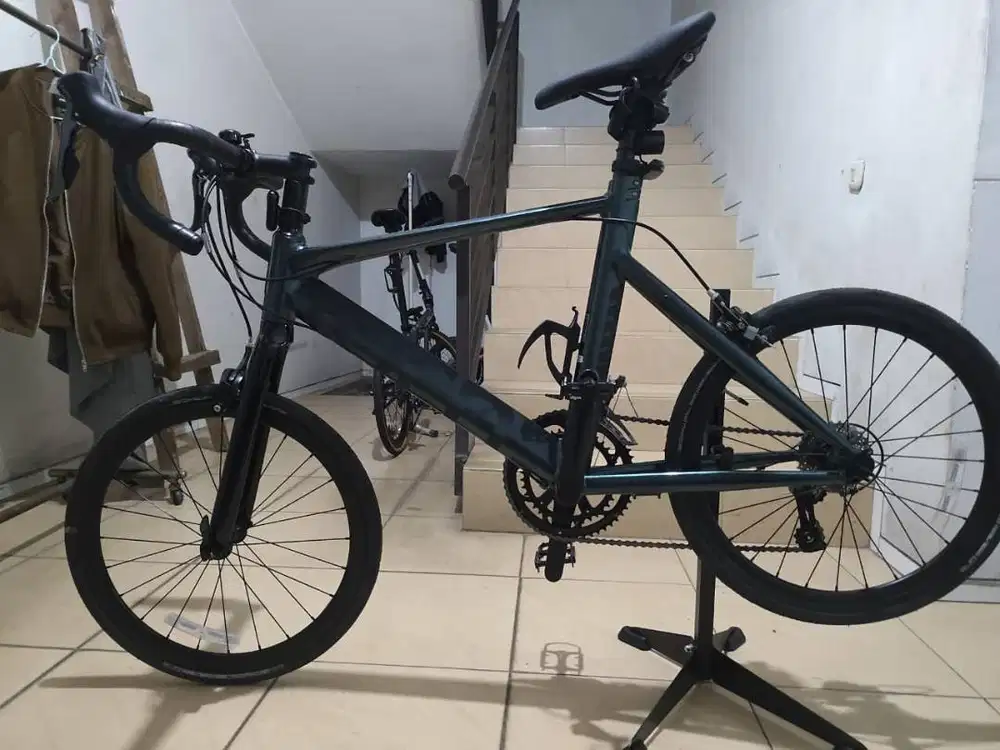 (LIKE NEW) Minivelo Tern Surge 22 - 2x 8speed-Size 47-Green Gunmetal