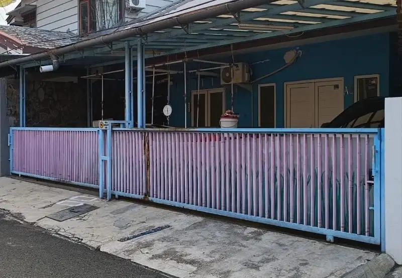 Bismillah Dijual Cepat Rumah Lokasi Strategis di Bintaro Jak Sel