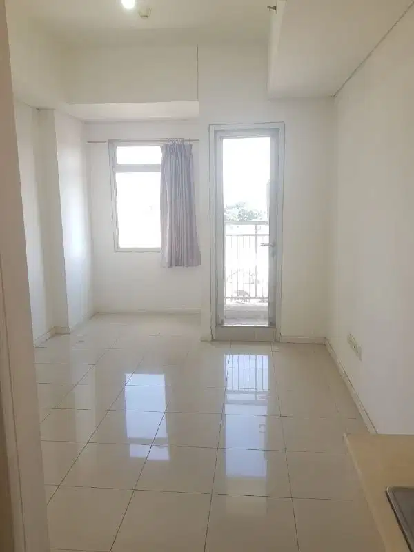 di sewakan apartemen green lake Sunter studio unfurnish