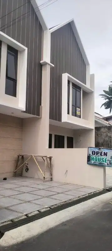 Rumah Baru di Mutiara Bkr Buah batu dkt Turangga SHM