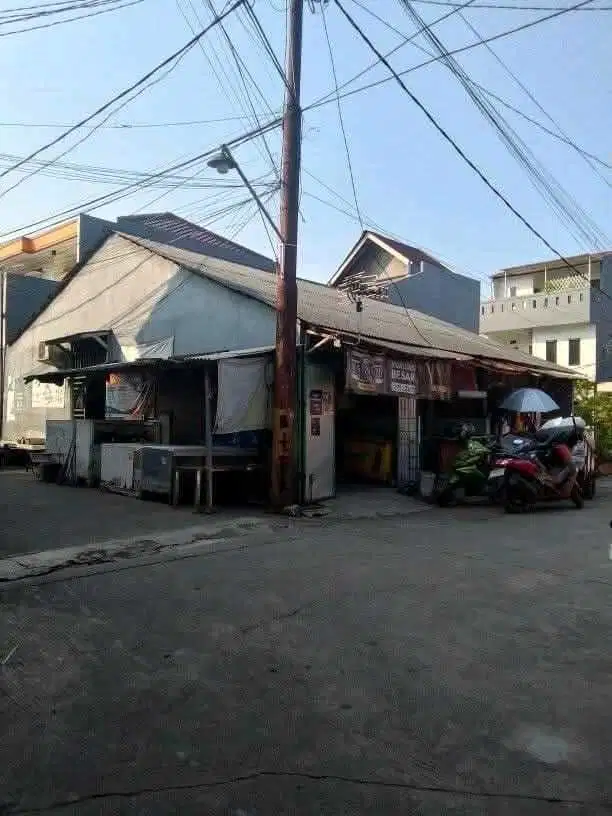 Dijual kontrakan + kios