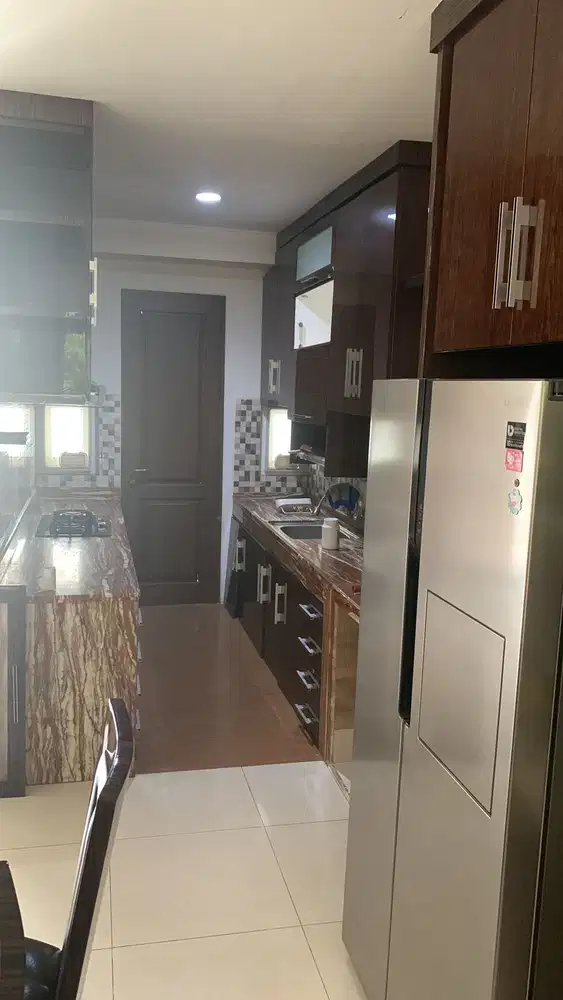 Dijual Rumah 2 lantai di Green Court Cengkareng Jakarta Barat