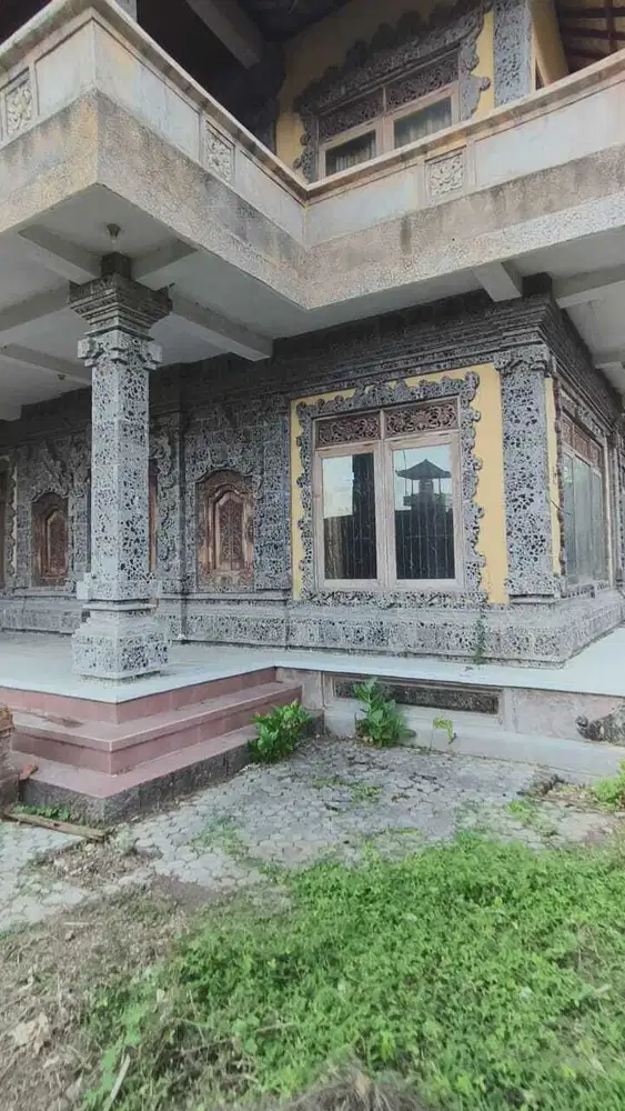 Di Jual Tanah Bonus Bangunan Lantai 2 Ubud Radius