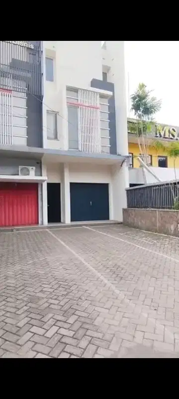 RUKO O JL RAYA JEMURSARI DEKAT PRAPEN UBAYA  UNIV PETR A