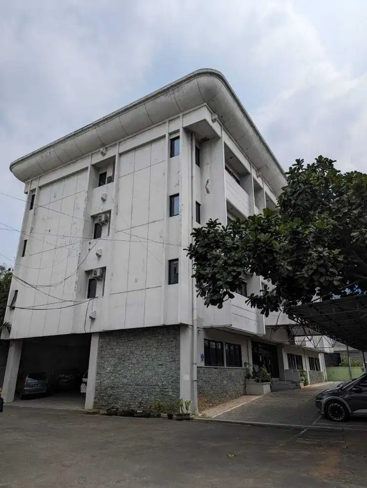Sewa Mini Office Building 2 Lantai 476 m2 di Slipi, Bebas Gage, Nego