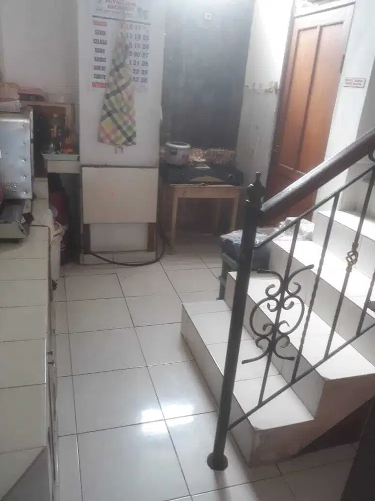 DIJUAL RUKO 3,5 LANTAI di Renon-Bali
