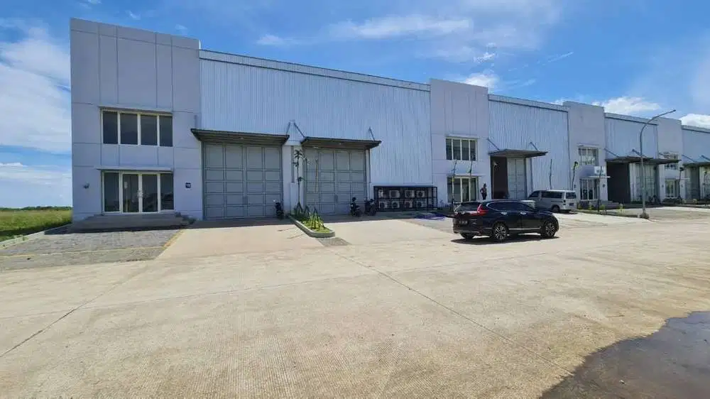 SMART WAREHOUSE FOR DISTRIBUTOR AND LOGISTICS BUSINESS