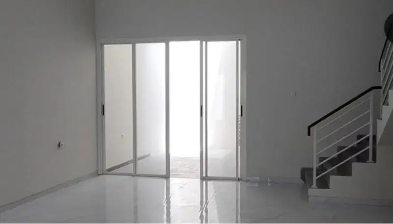 Rumah Baru Klampis Anom dekat Galaxi Mall  Kertajaya Surabaya