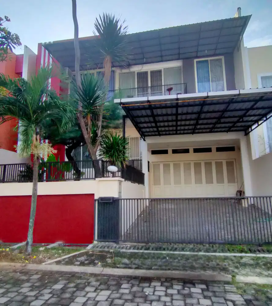 Rumah Candi Golf Jangli Tembalang