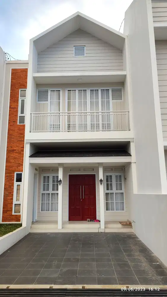 Rumah Bagus 2 Lantai Di Cluster Cisaranten Kulon Arcamanik Bandung SHM