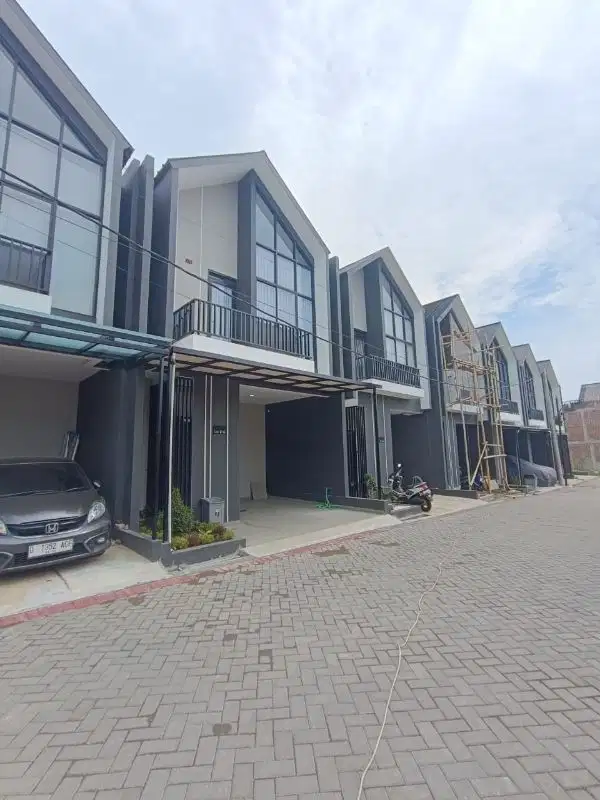 Desain Mewah Scandinavian 2lt