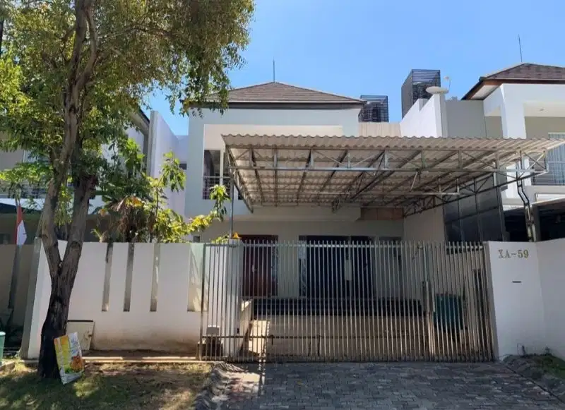 RUMAH MINIMALIS FURNSIH LUX GRAHA FAMILY SURABAYA BARAT
