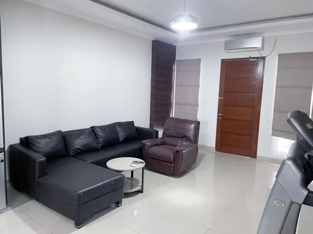 Rumah dijual di Cirendeu