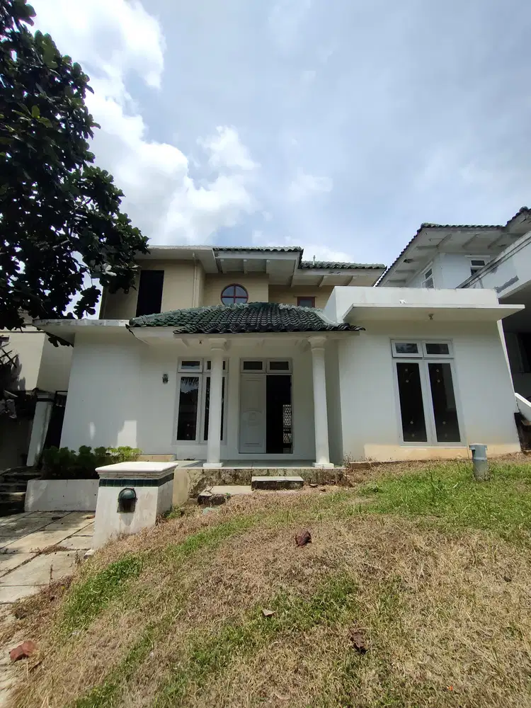 Dijual cepat rumah dua lantai di sentul city bogor