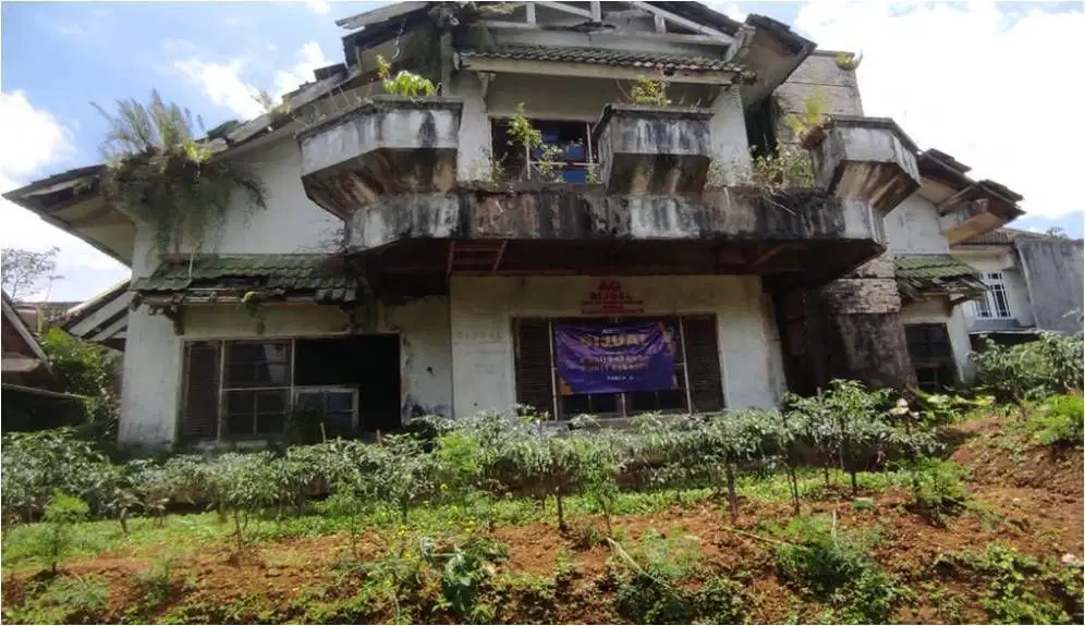 Rumah 240 m2 di Villa Green Apple Garden Residence - Strategis