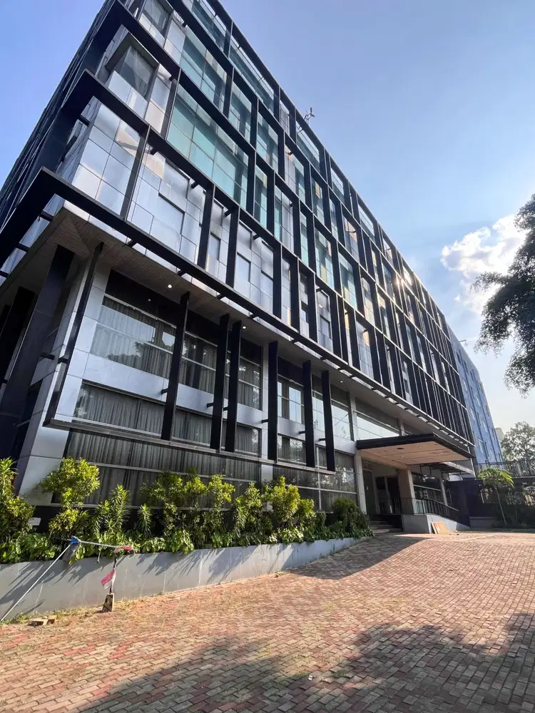 Jual murah gedung bekas hotel di setiabudi Kuningan Jakarta Selatan