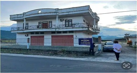 Dijual Rumah&Gudang Luas 10.048 M di Trans Sulawesi Cocok untuk Usaha!