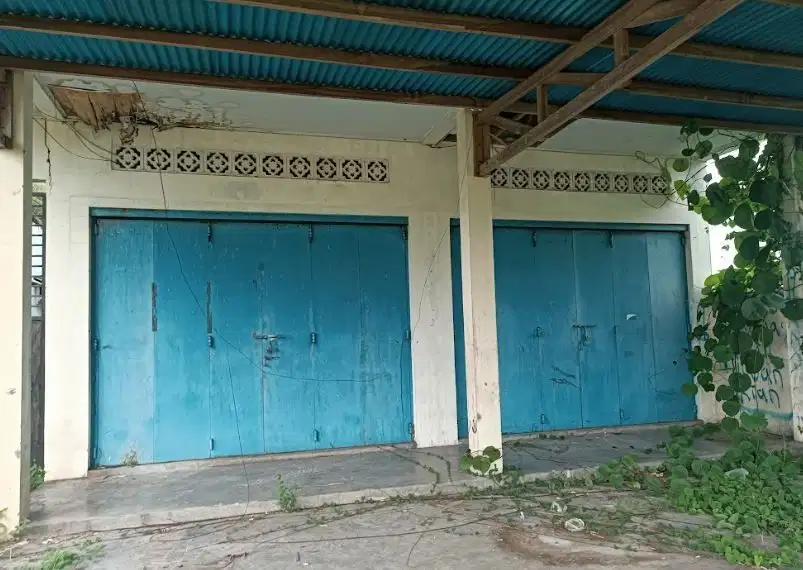 Dijual Bangunan 3 Pintu Cocok untuk Hunian Ruko di Lolak