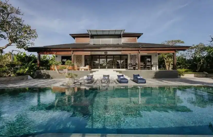 VILLA LUXURY FULLY FURNISHED PIRVAT POOL LOKASI STARTEGIS CANGGU