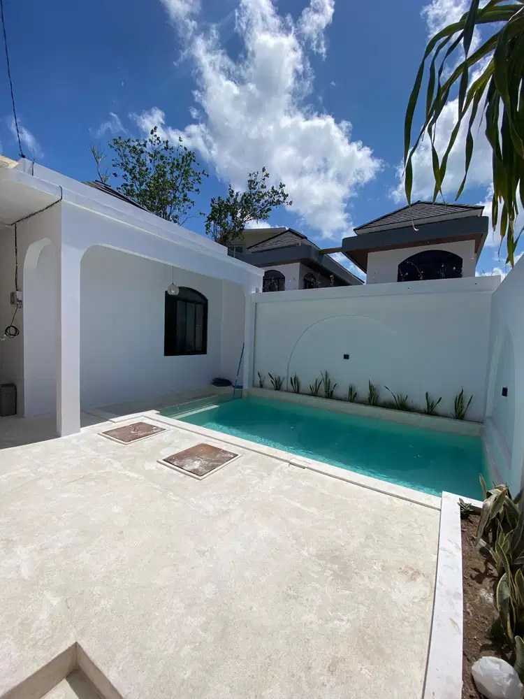 Ready New Villa bergaya Mediteranian ala Santorini di Cluster Elit