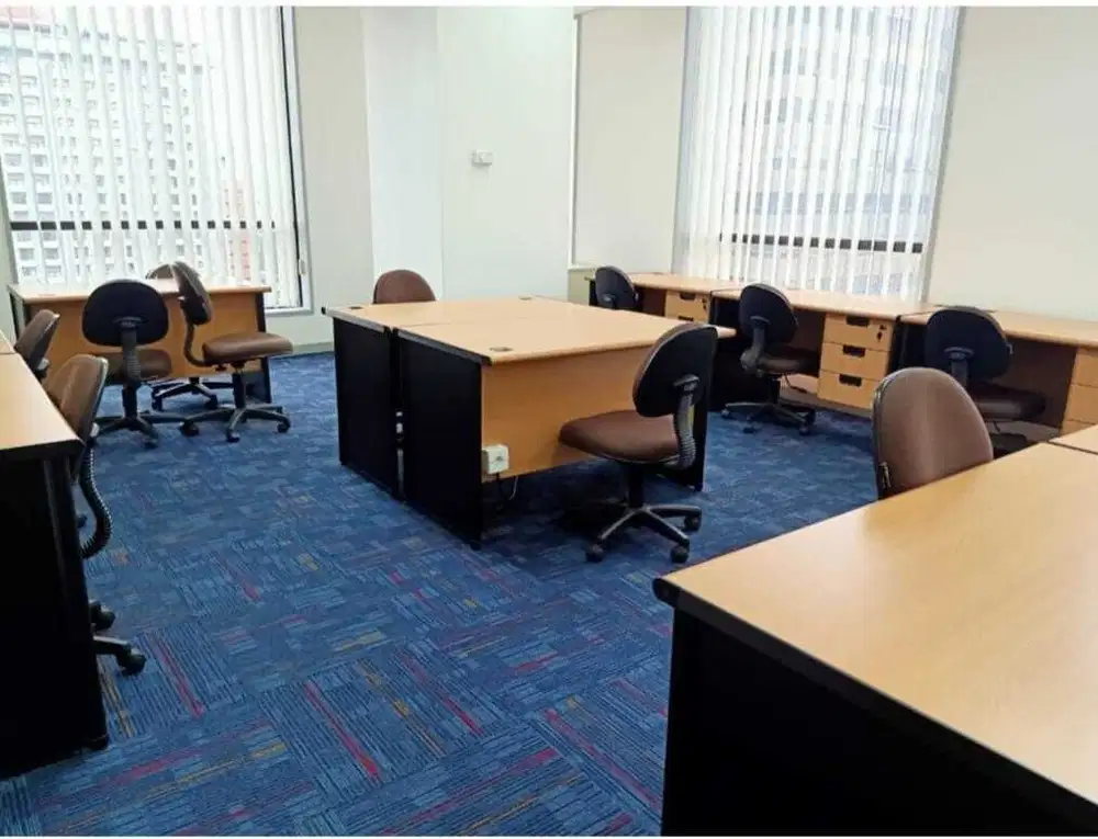 Sewa Murah Kantor 251 m2 Furnished di Menara Thamrin, Strategis, Nego