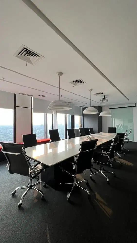 Sewa Kantor Full Furnish 600 m2 di Alamanda Tower TB Simatupang