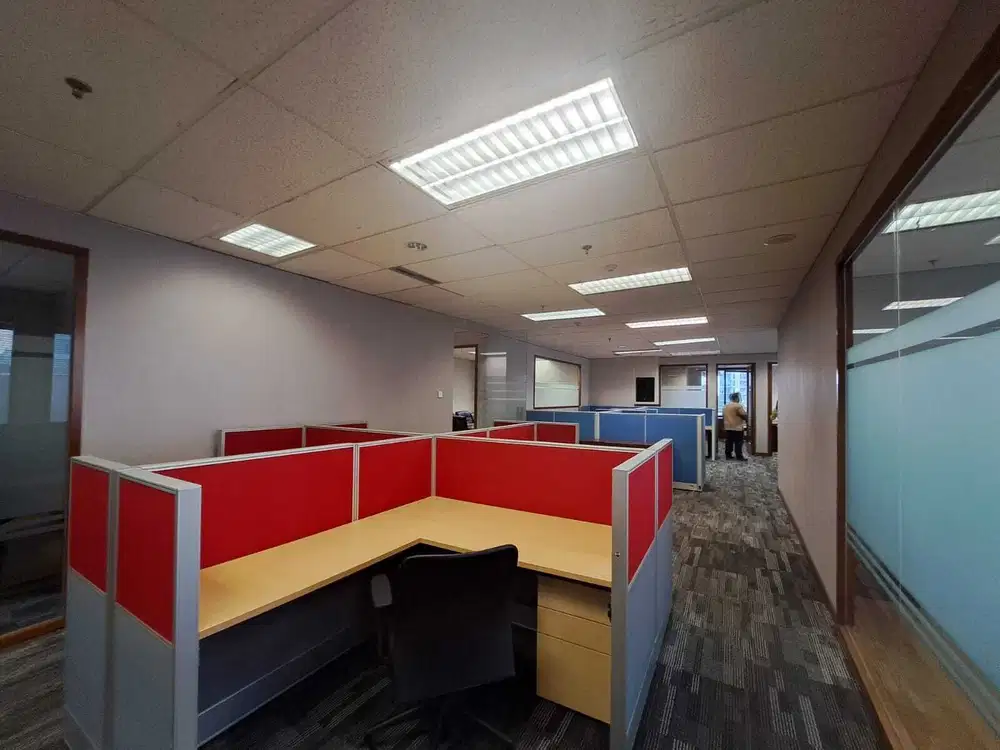 Sewa Kantor di Chase Plaza 279 m2 – Sudirman Full Furnished, Hrg Nego