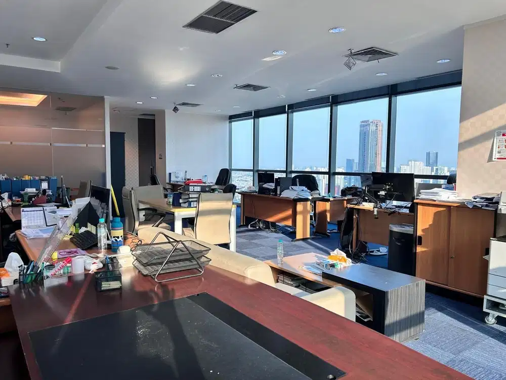 Sewa Kantor UOB Plaza Thamrin Jakpus Luas 156 m2 Siap Huni, Hrg Nego