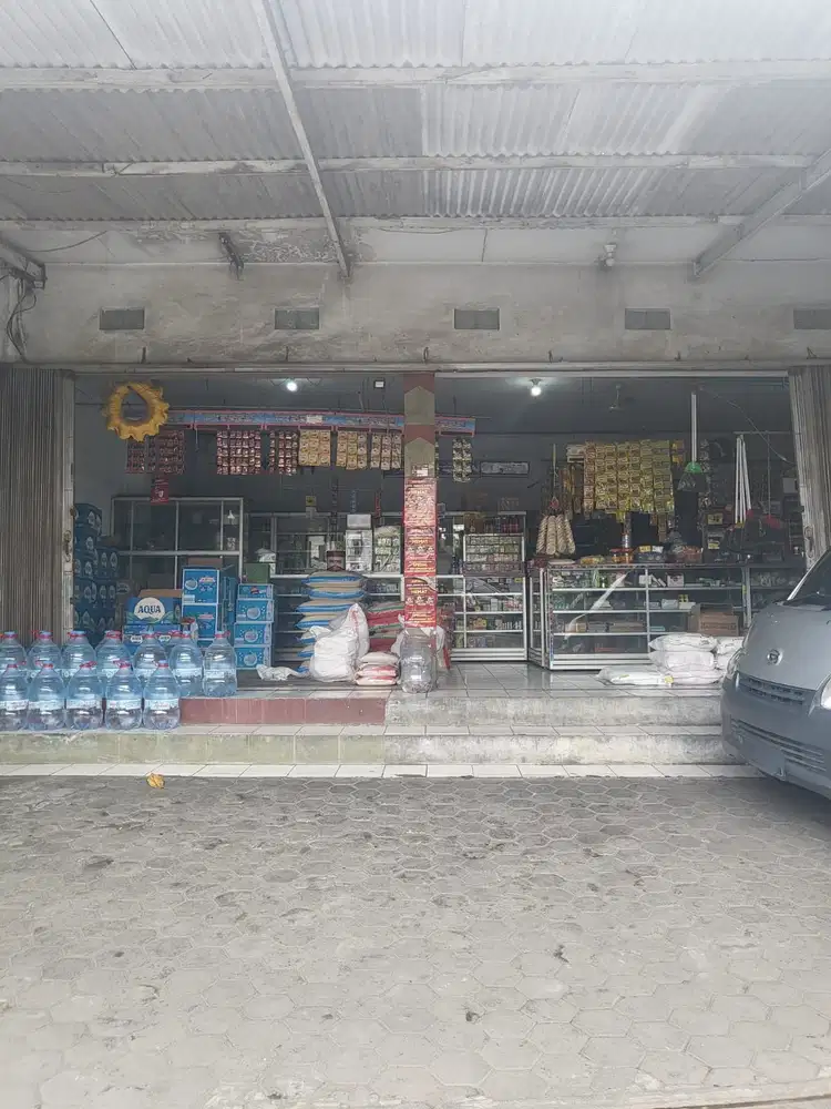 Ruko Cocok Usaha Jl.Brotojoyo Semarang Utara – 10612