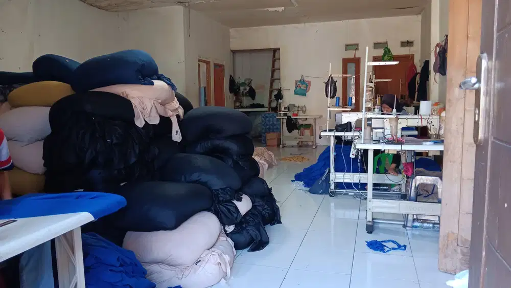 Dijual murah rumah cocok utk home industri di Riung Bandung dekat Borm