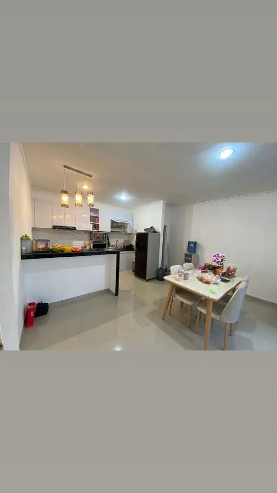 Disewakan Rumah Furnished Cluster Florencia Lippo Cikarang 115Juta/Thn