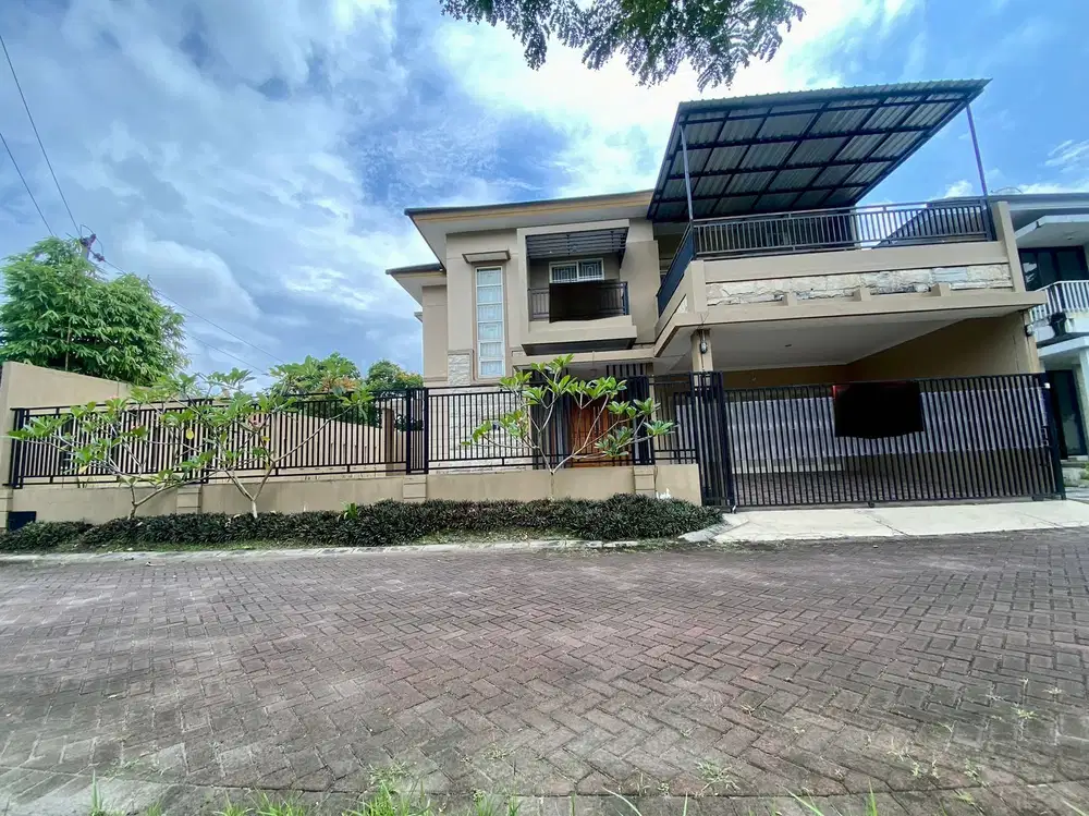 Rumah mewah di perumahan jalan kaliurang